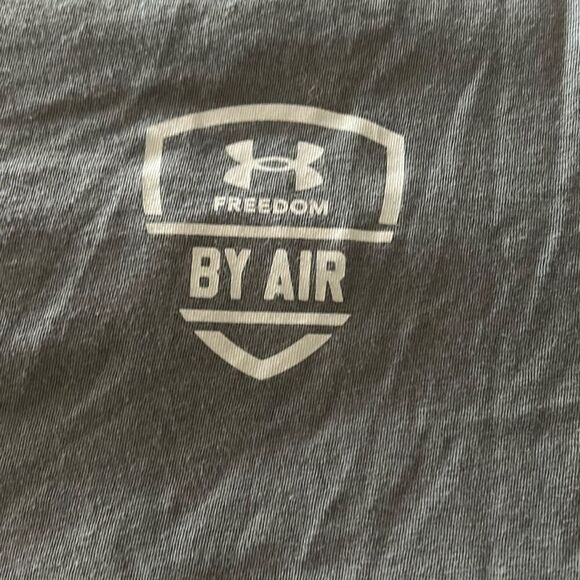 Under Armour Men's Freedom Graphic Short Sleeve T-Shirt. Gray. Size XL‎ - Picture 3 of 9